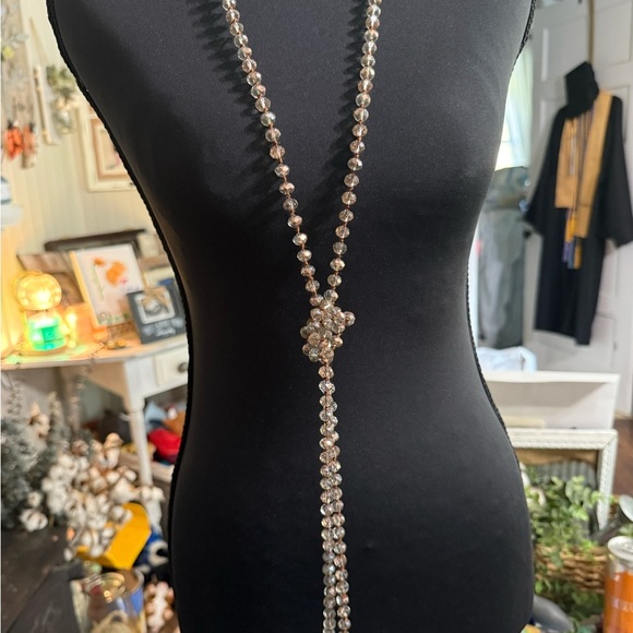 Elegant Clear Beaded Necklace - Picture 4 of 4